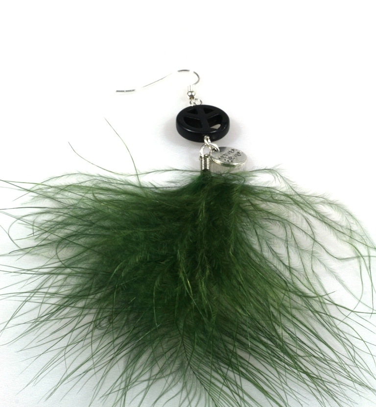 Dames oorbel -  peace en veren Groen